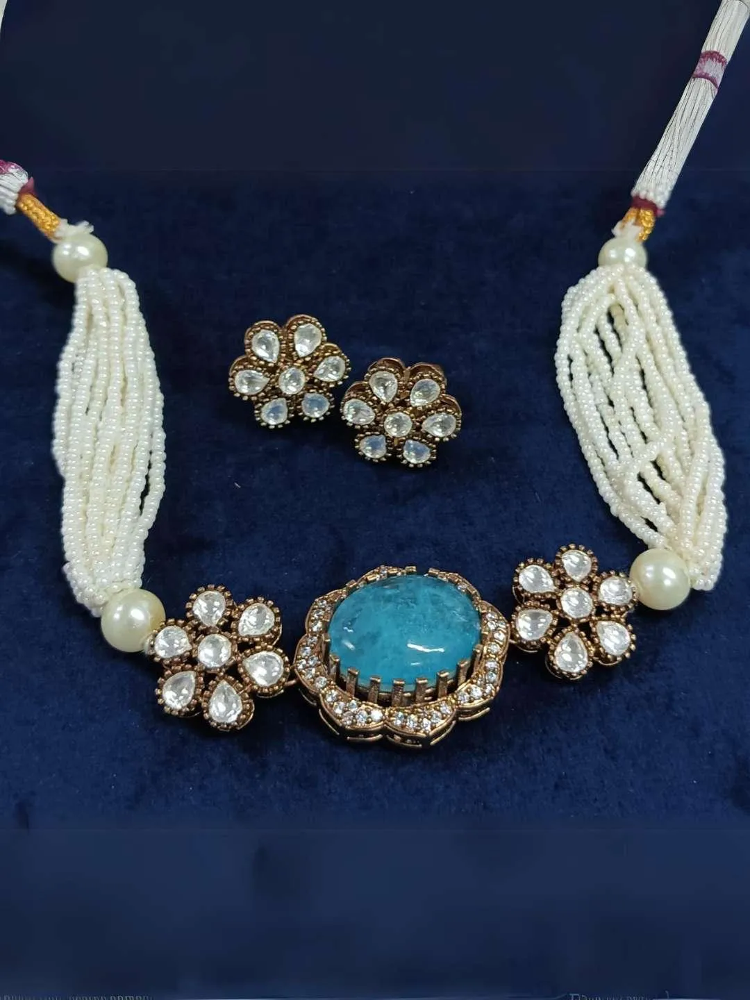 Doublet Stone Embedded Pearl Choker