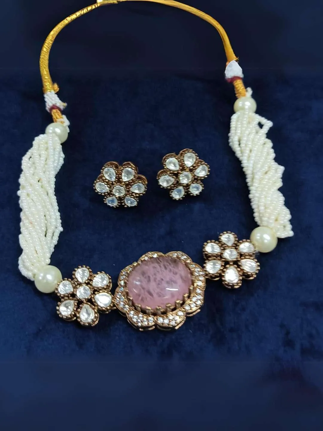Doublet Stone Embedded Pearl Choker