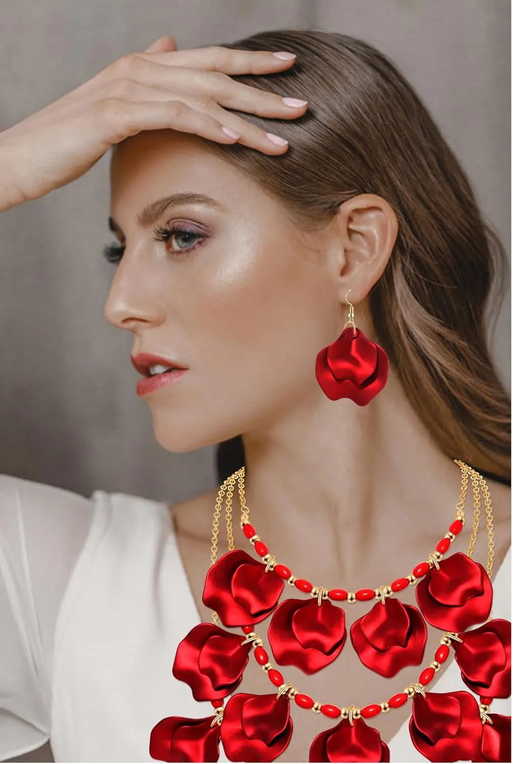 FAERLIIRY Flower Petal Necklace Earrings Set Layered Statement Necklace Beaded Necklace Jewelry Set for Women Summer Necklace Earrings