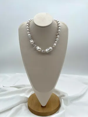 LARGE BAROQUE PEARL NECKLACE