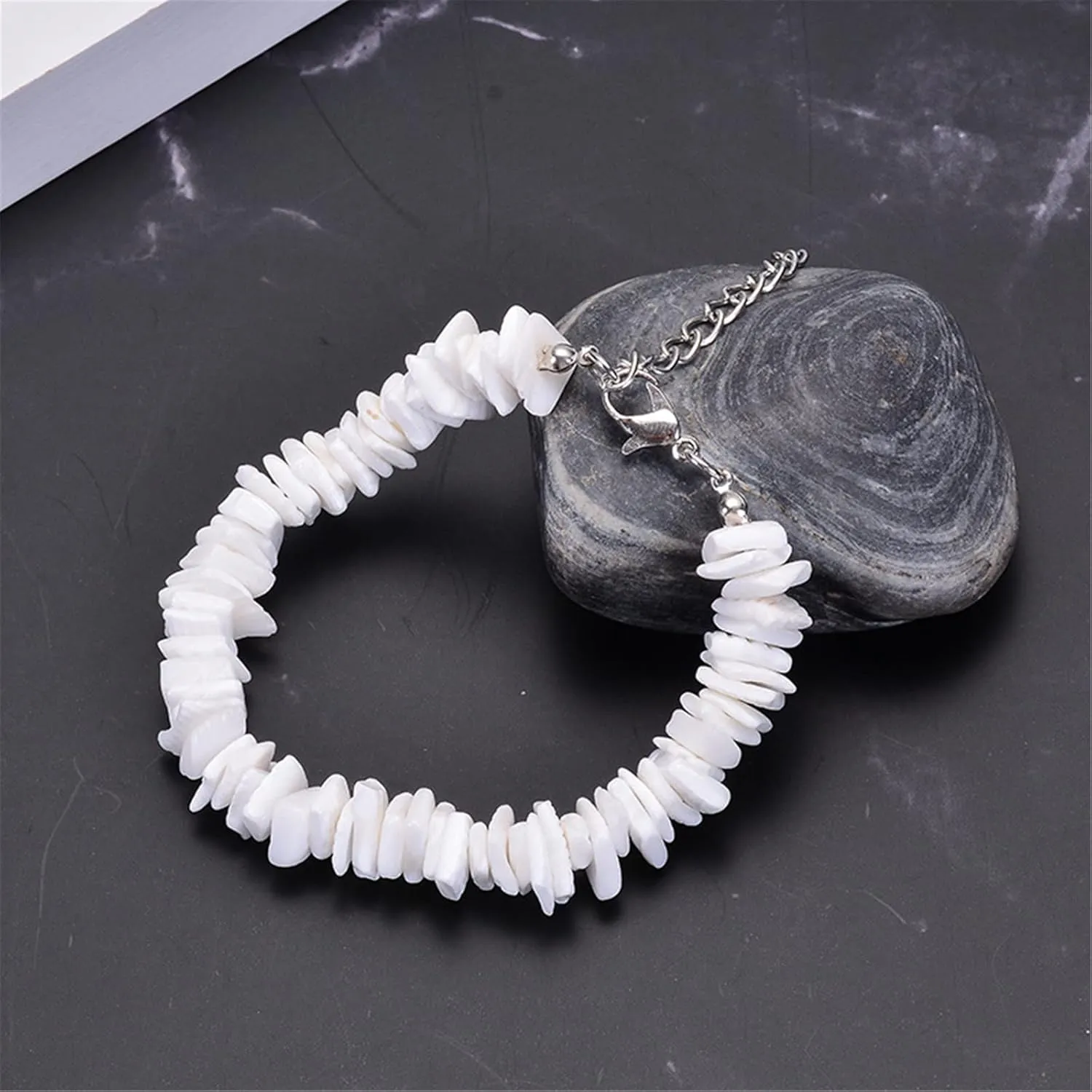 Set White Puka Shell Adjustable Chain Necklace Anklet Hawaiian Seashell for Women Beach Necklaces Clam Chips Surfer Jewelry Conch Handmade Bohemian Summer Imitation Cool Fossil Shark Teeth