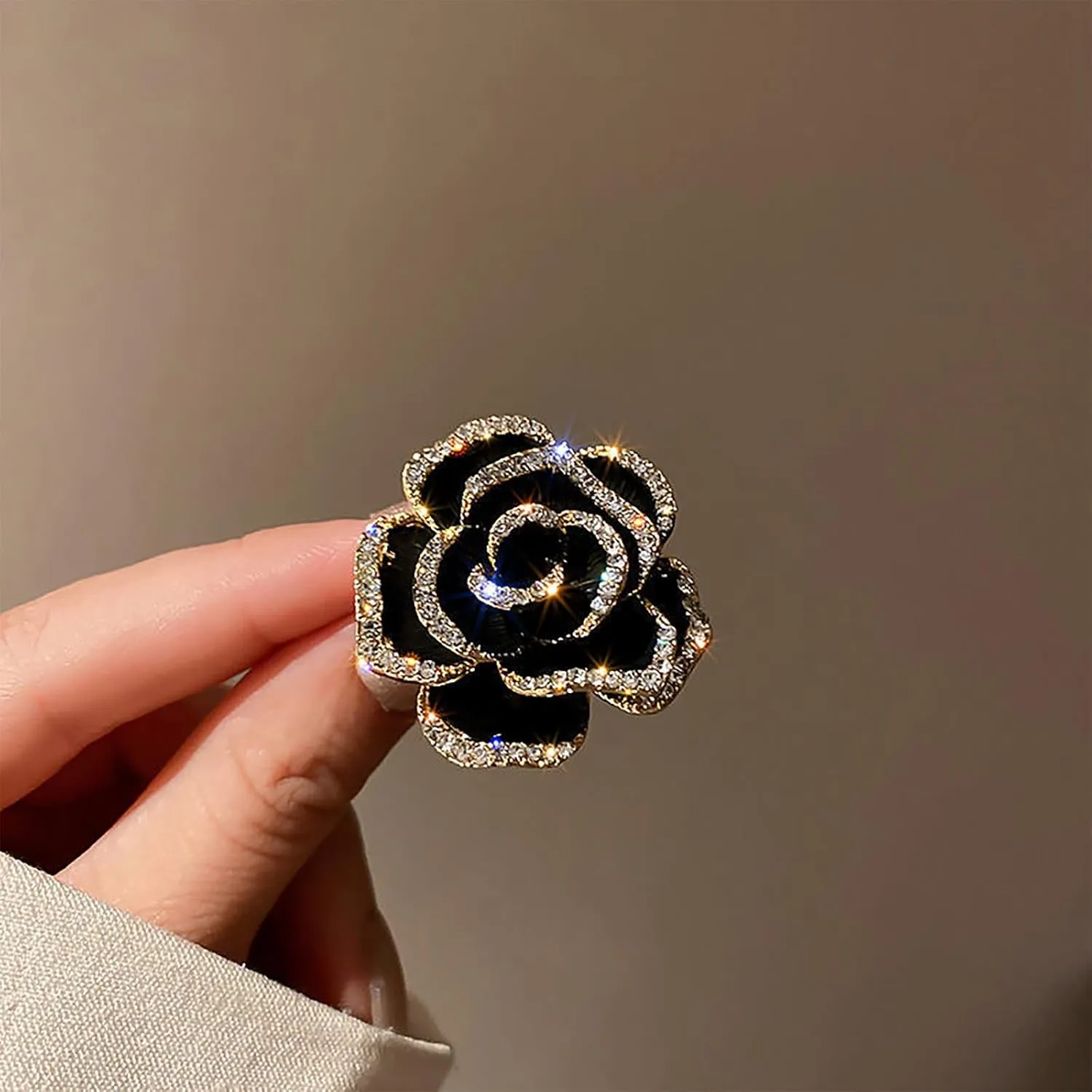 Stylish Brooches for Women - Flower Petal Brooch Jewelry - Ladies Wedding Bouquet Brooches Pin for Birthday, Party, Anniversary, A Touch of Elegance for Any Outfit